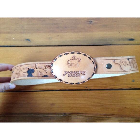 Paradise Ranch WY Handtooled Floral Southwestern Brown Womens Leather Belt XS 26 main image 6